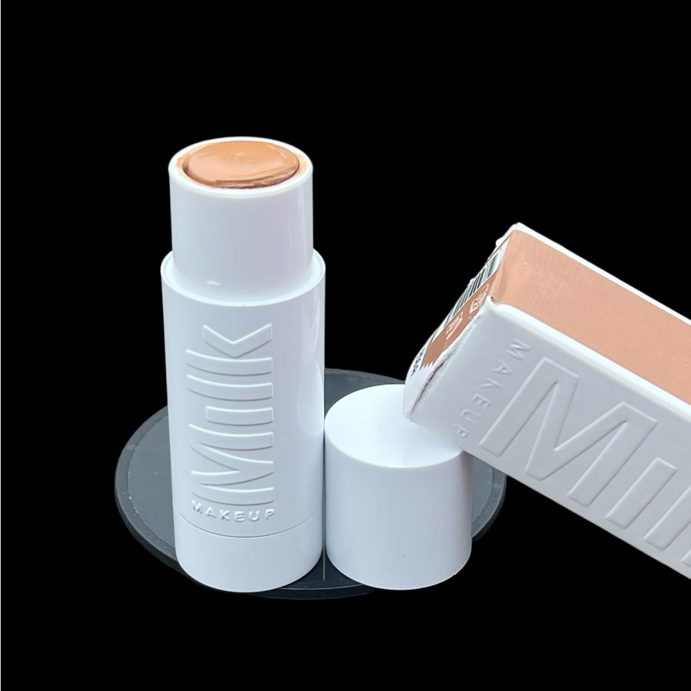 Milk Makeup Flex Foundation Stick  Medium Coverage Natural Look Blendable - Picture 2 of 6